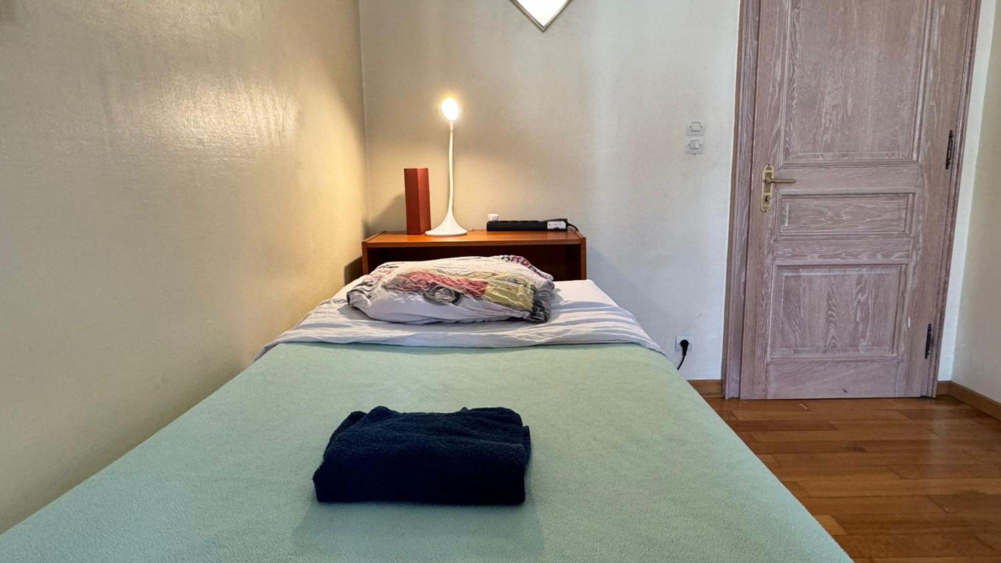 ストラスブール Brant Academy Petite Franceホステル 部屋 写真